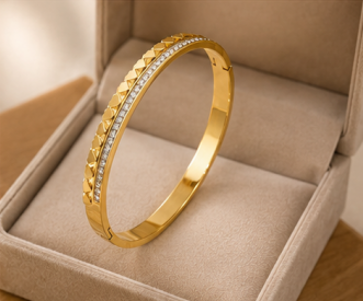 Gold-Plated Stainless-Steel Anti Tarnish Heart Themed Bracelet